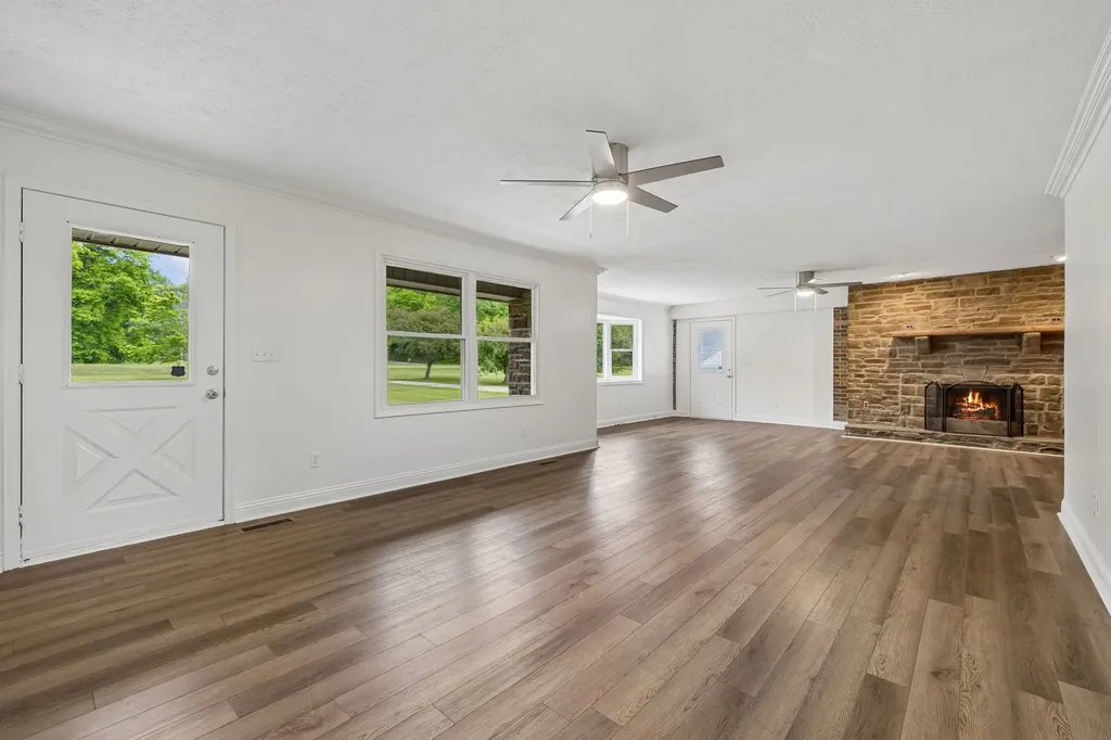 1397 Blue Creek Road, E Waverly TN 37185