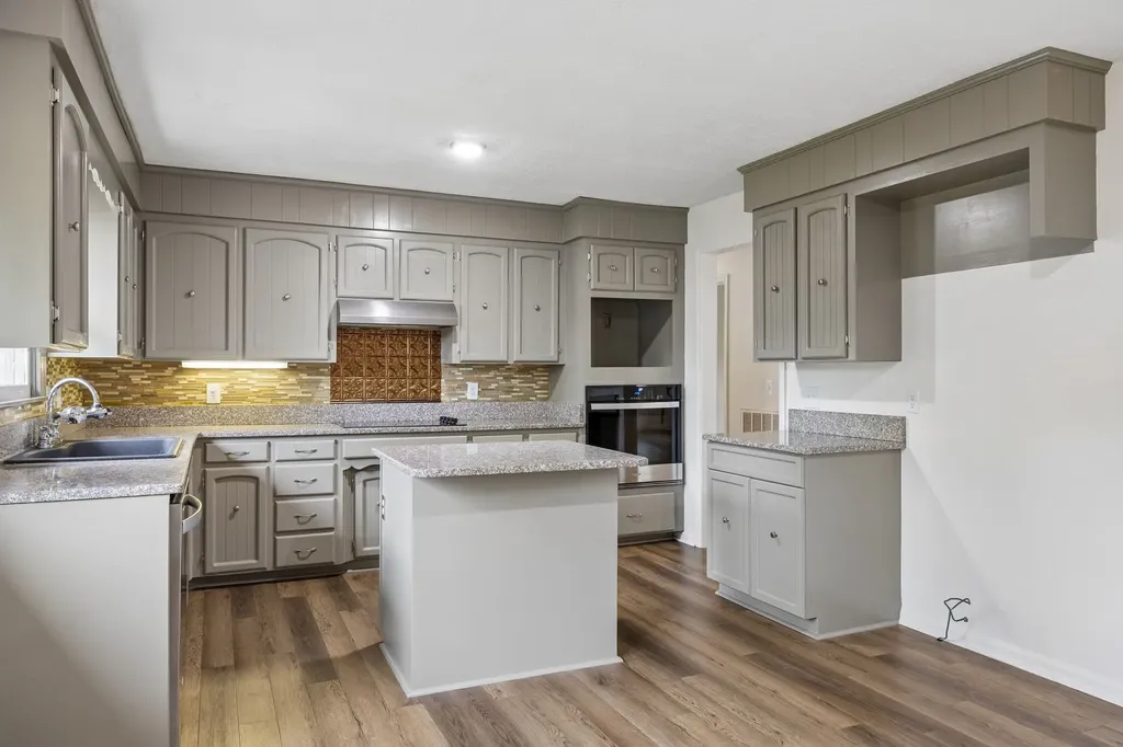 1397 Blue Creek Road, E Waverly TN 37185