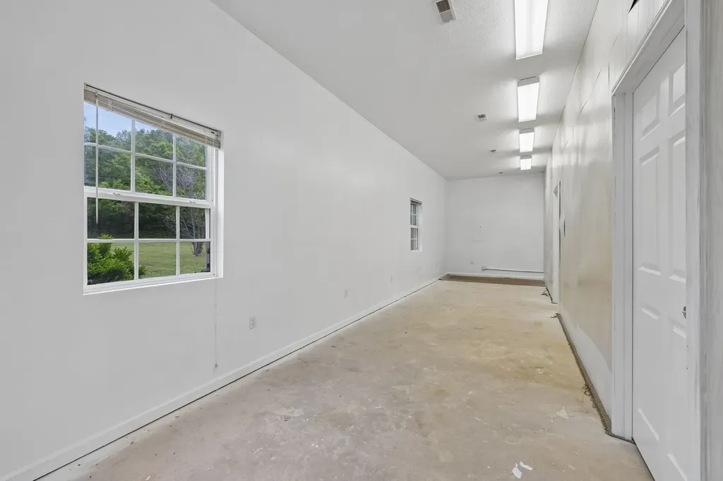 1397 Blue Creek Road, E Waverly TN 37185