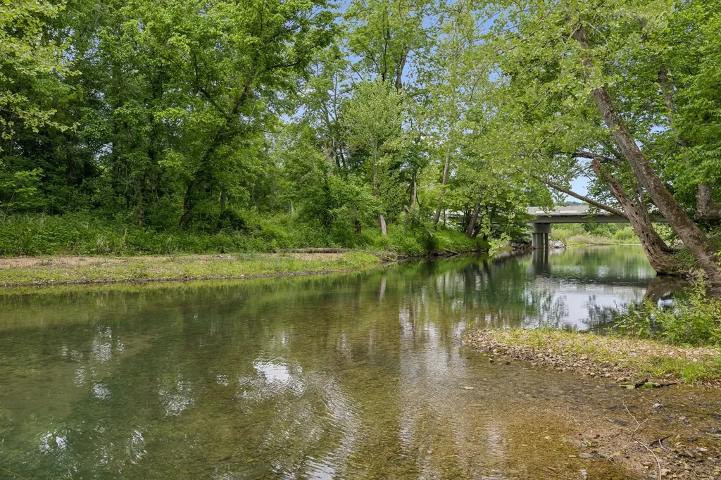 1397 Blue Creek Road, E Waverly TN 37185
