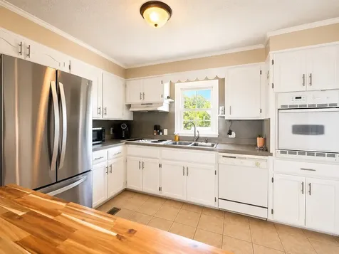 1390 Cooley Ford Road Tennessee Ridge TN 37178
