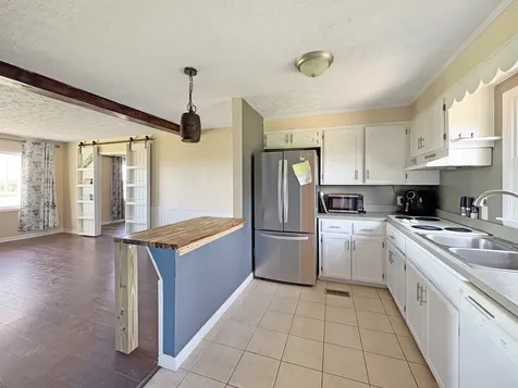 1390 Cooley Ford Road Tennessee Ridge TN 37178