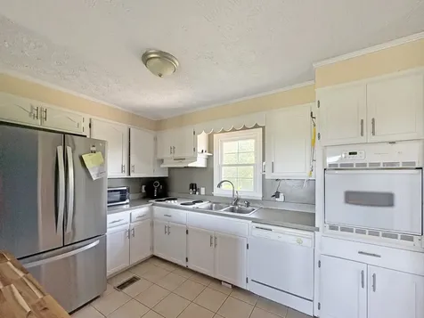 1390 Cooley Ford Road Tennessee Ridge TN 37178