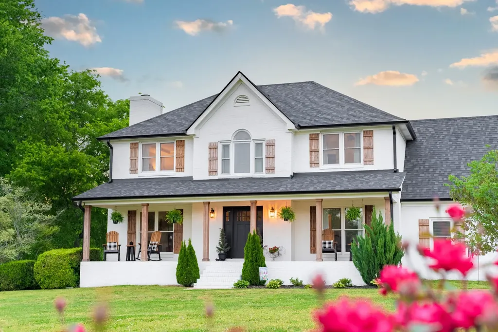 4038 Foxfield Drive Columbia TN 38401