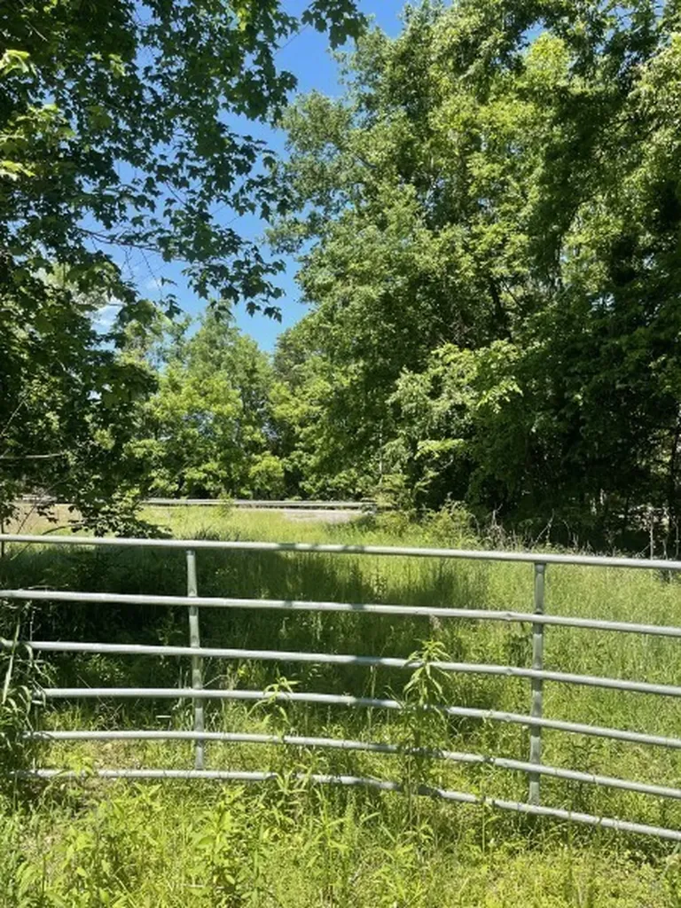 201 Post Road Waverly TN 37185