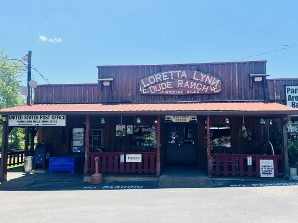 201 Post Road Waverly TN 37185