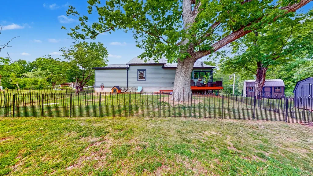6421 Clarksville Pike Joelton TN 37080