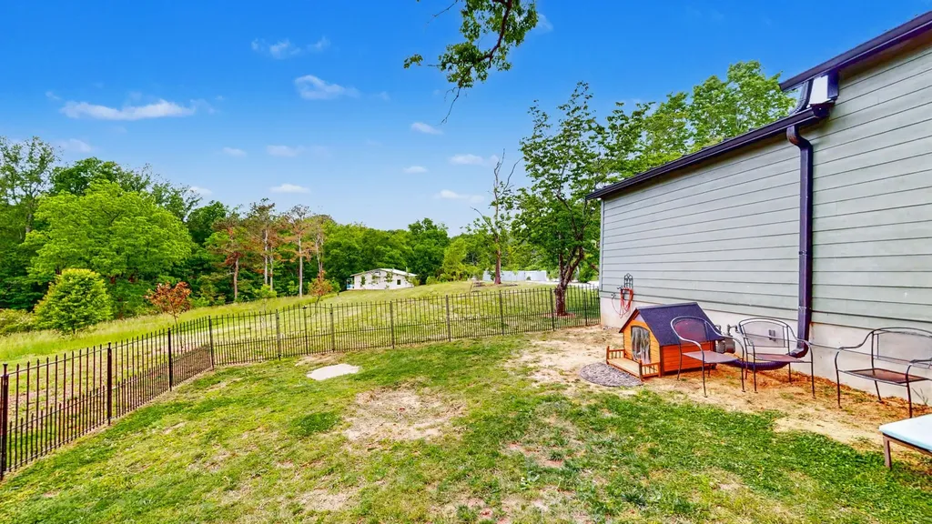 6421 Clarksville Pike Joelton TN 37080