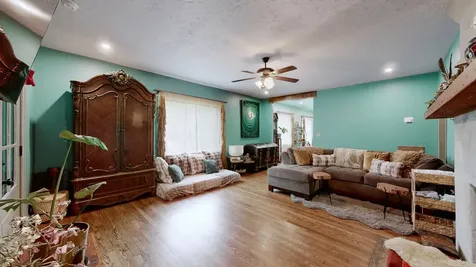 6421 Clarksville Pike Joelton TN 37080