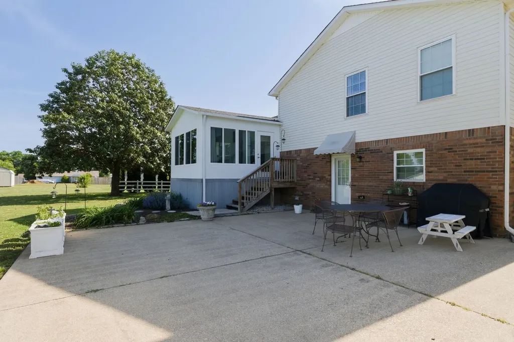 397 Canaan Road Columbia TN 38401