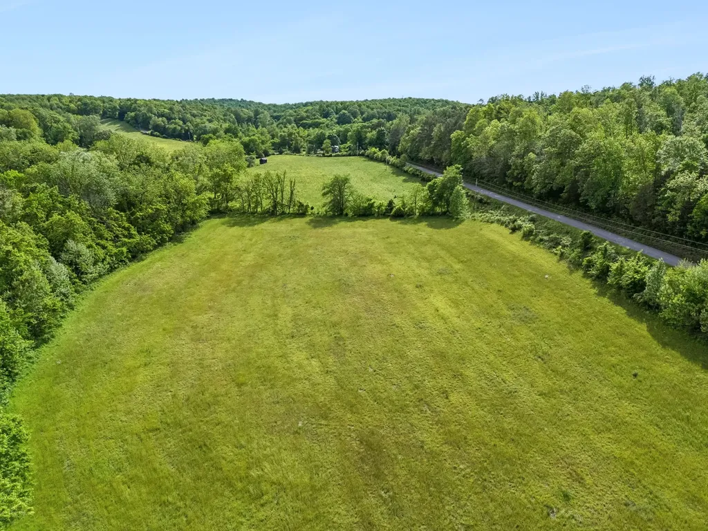 1675 Balthrop Branch Road Dickson TN 37055