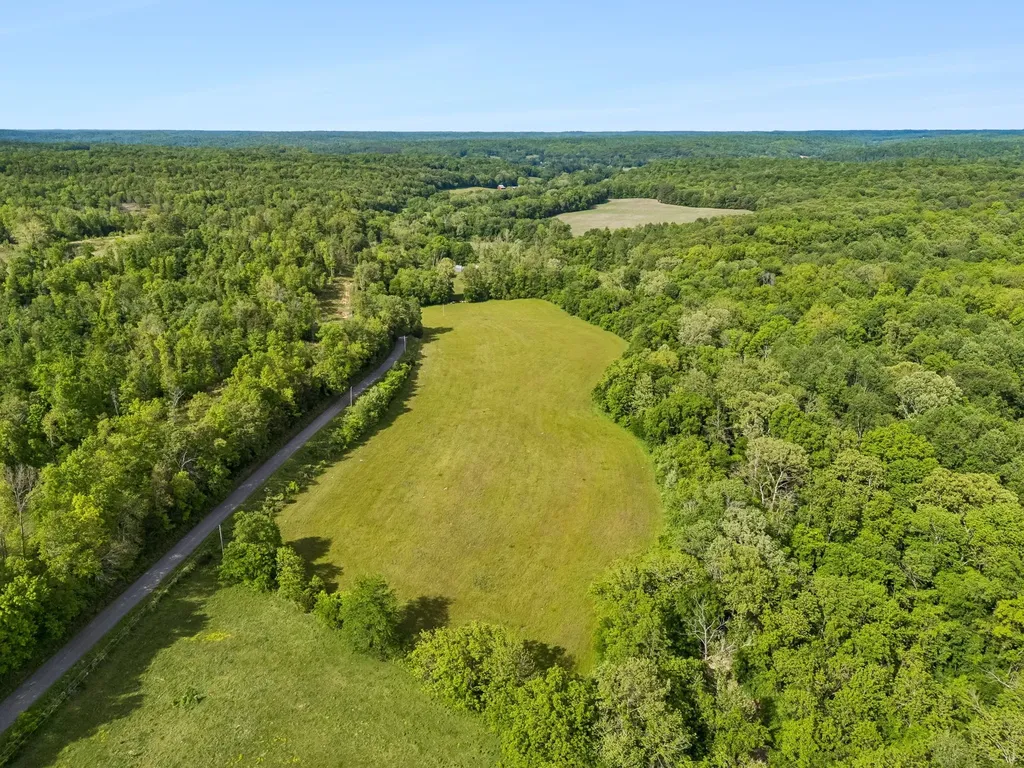 1675 Balthrop Branch Road Dickson TN 37055