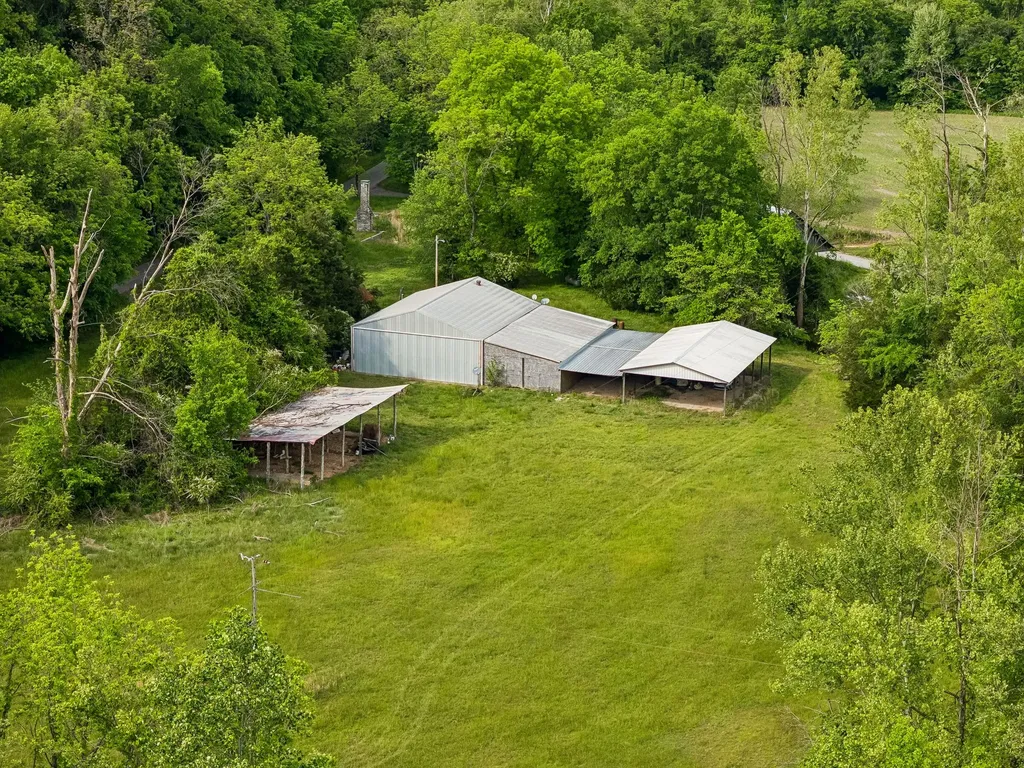 1675 Balthrop Branch Road Dickson TN 37055