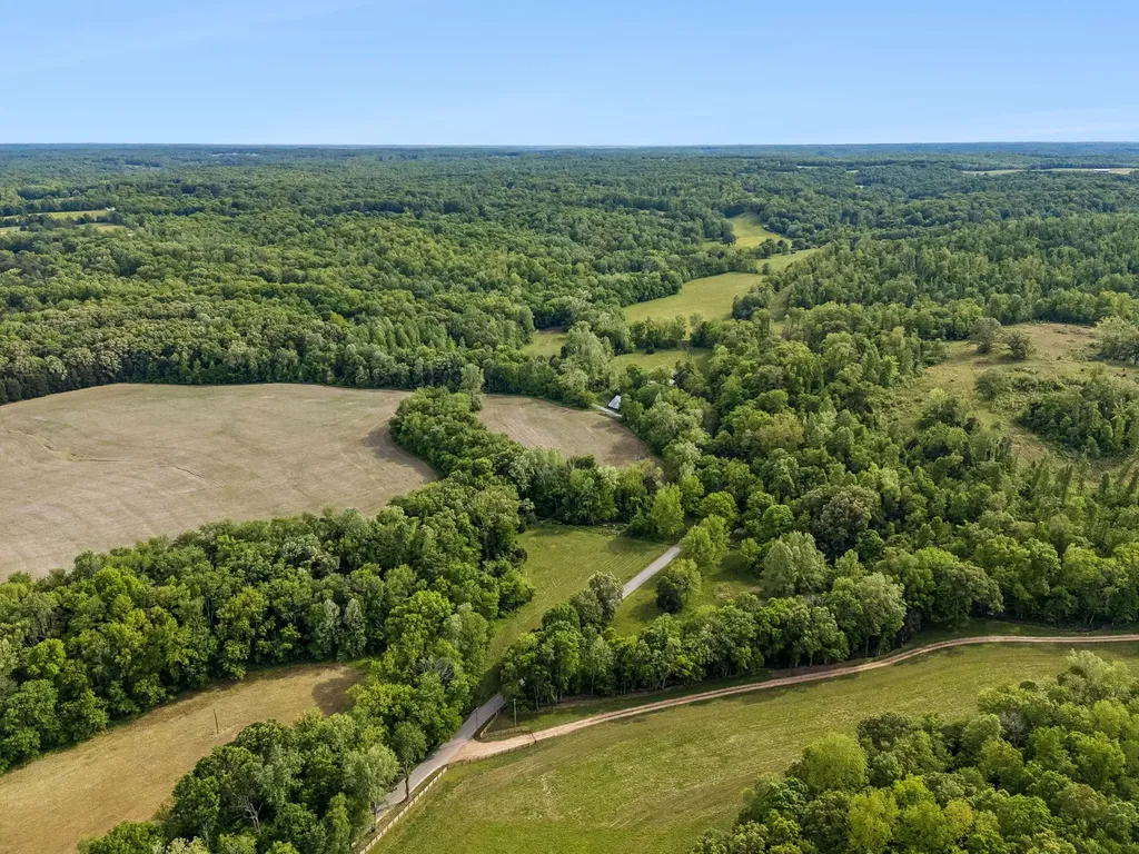 1675 Balthrop Branch Road Dickson TN 37055