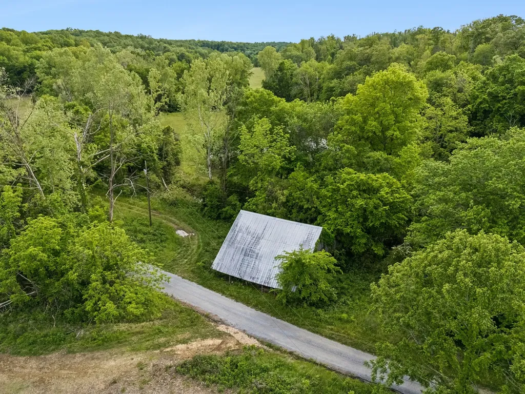 1675 Balthrop Branch Road Dickson TN 37055