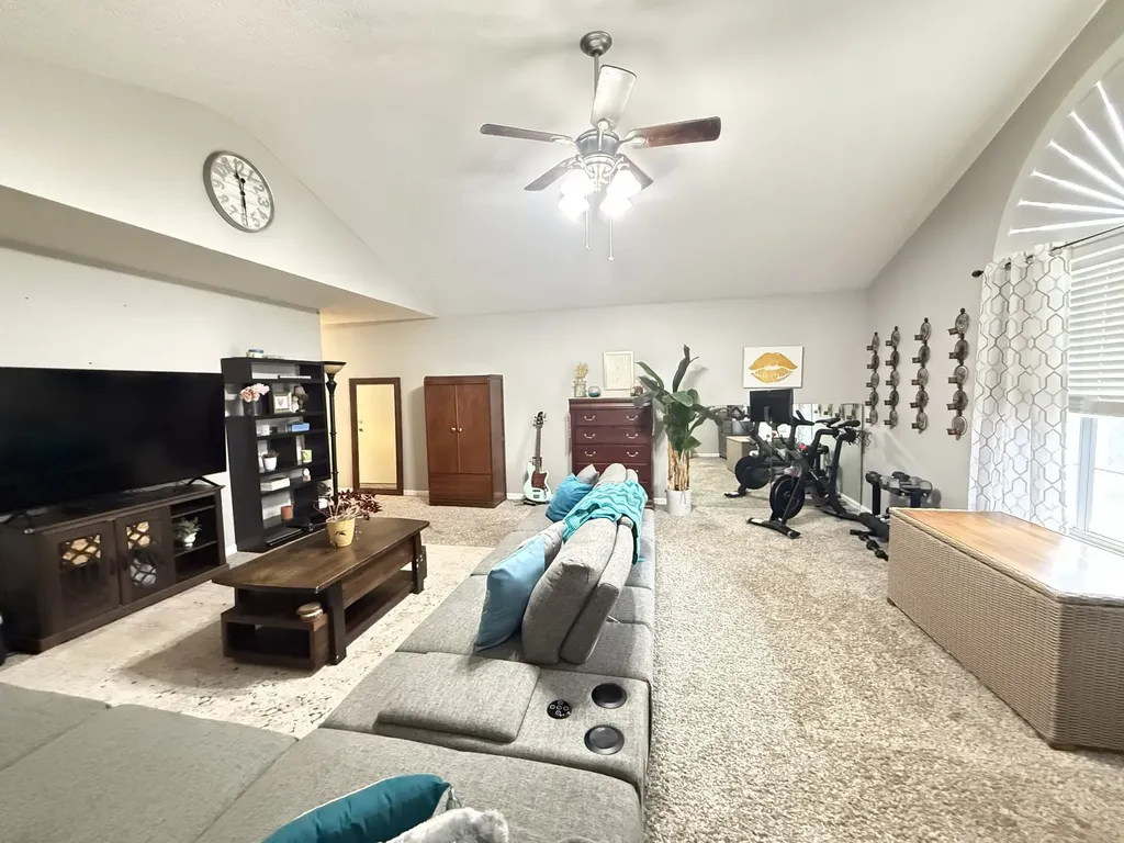 4040 Farmingham Woods Drive Hermitage TN 37076