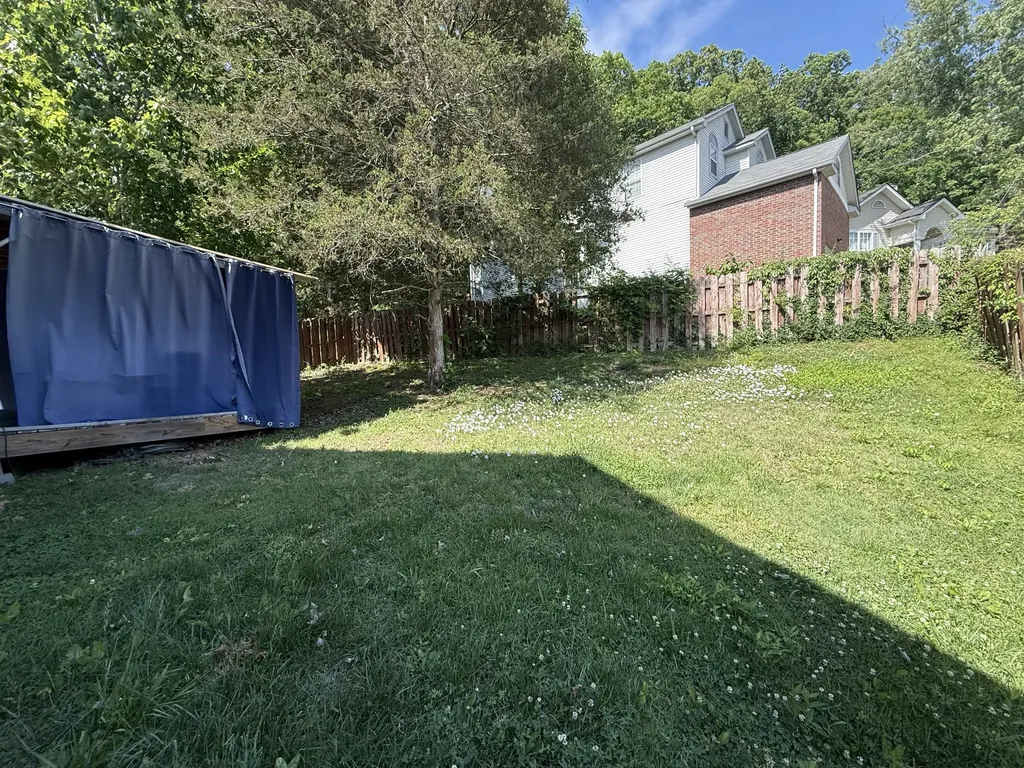 4040 Farmingham Woods Drive Hermitage TN 37076