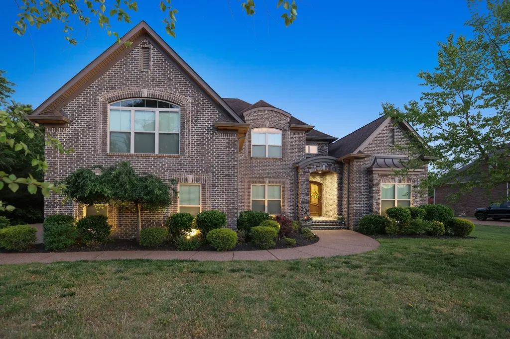 906 Harrisburg Lane Mount Juliet TN 37122