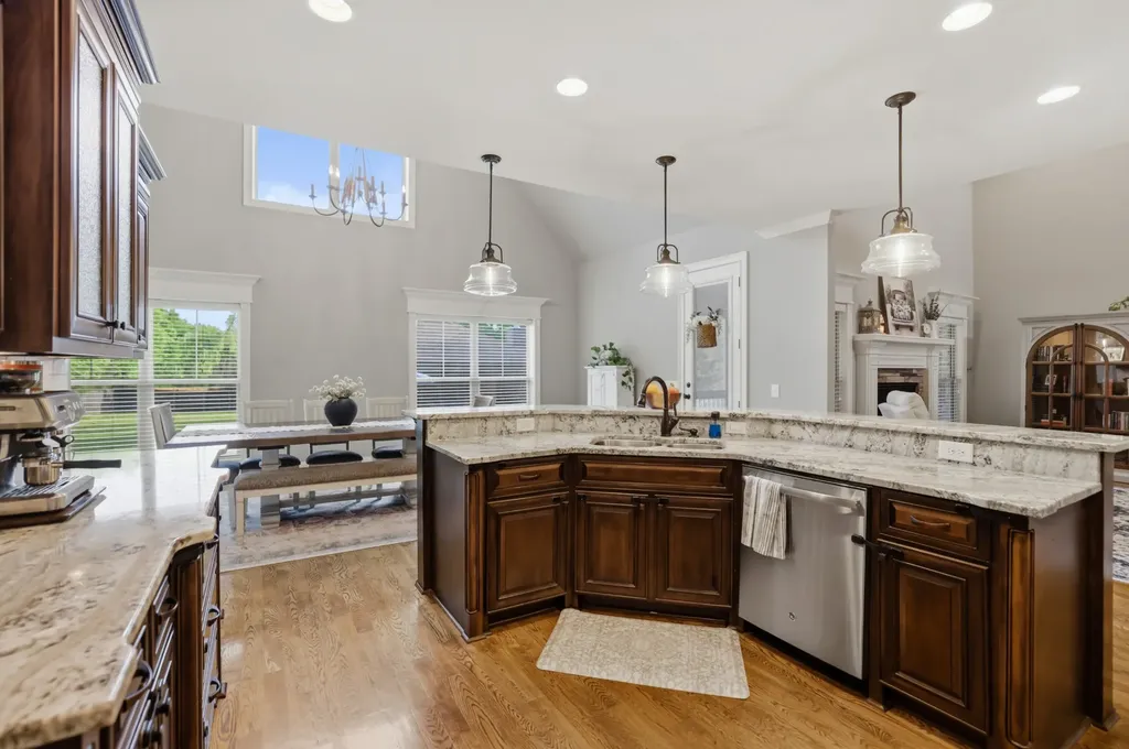 906 Harrisburg Lane Mount Juliet TN 37122