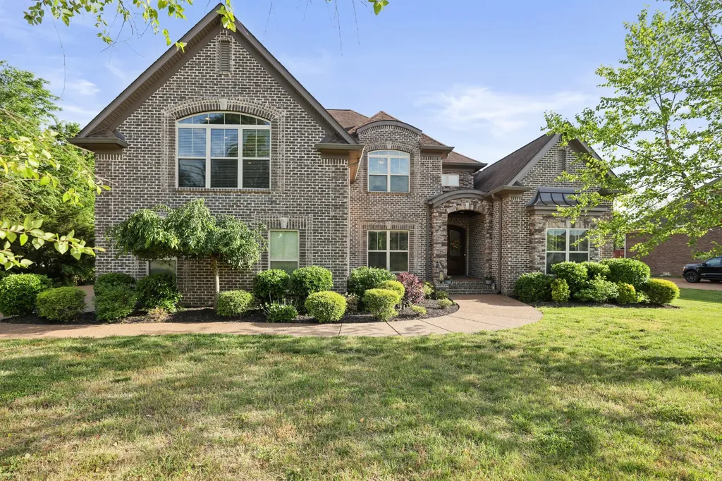 906 Harrisburg Lane Mount Juliet TN 37122