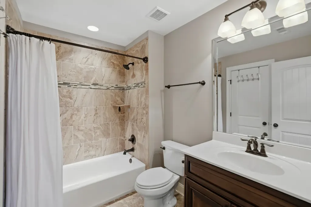 906 Harrisburg Lane Mount Juliet TN 37122