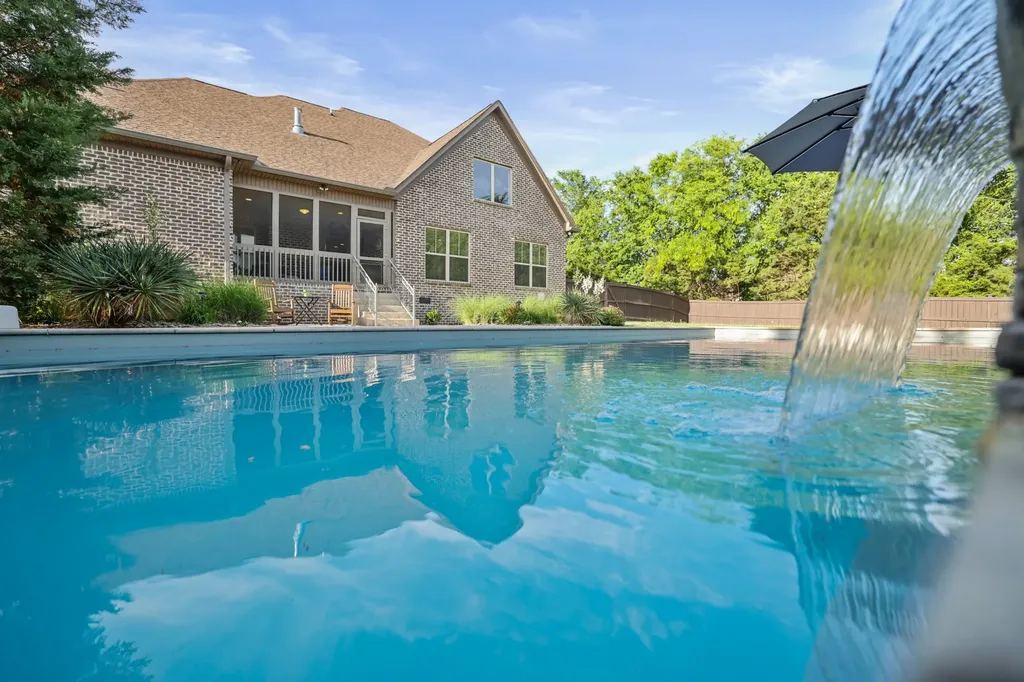 906 Harrisburg Lane Mount Juliet TN 37122
