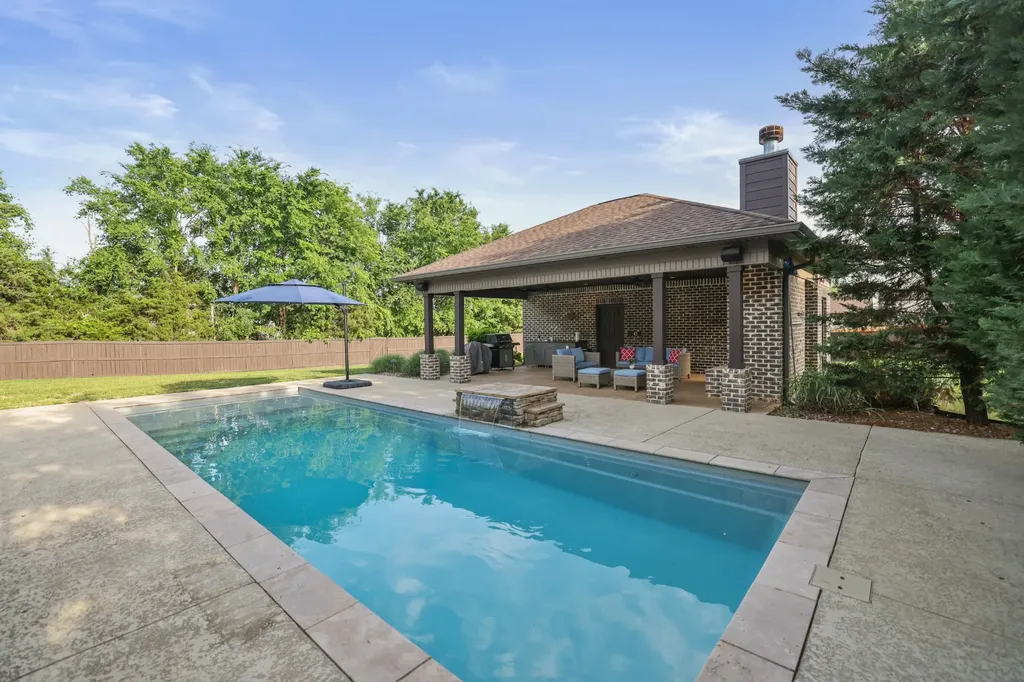 906 Harrisburg Lane Mount Juliet TN 37122