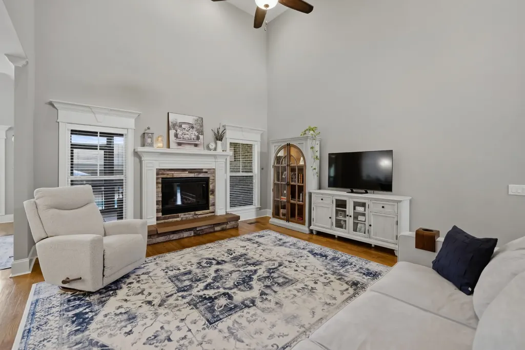906 Harrisburg Lane Mount Juliet TN 37122