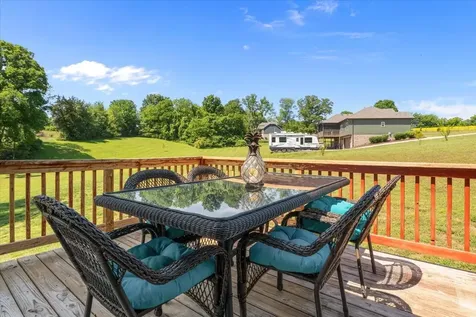 180 Alonzo Place Cunningham TN 37052