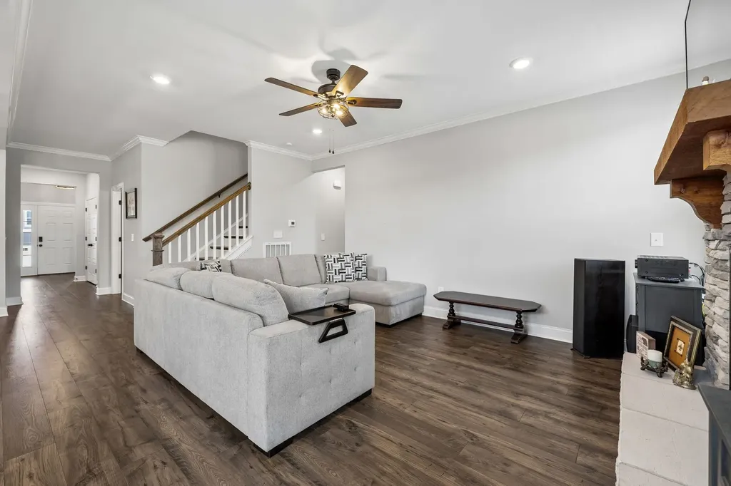 312 Rawling Lane Gallatin TN 37066