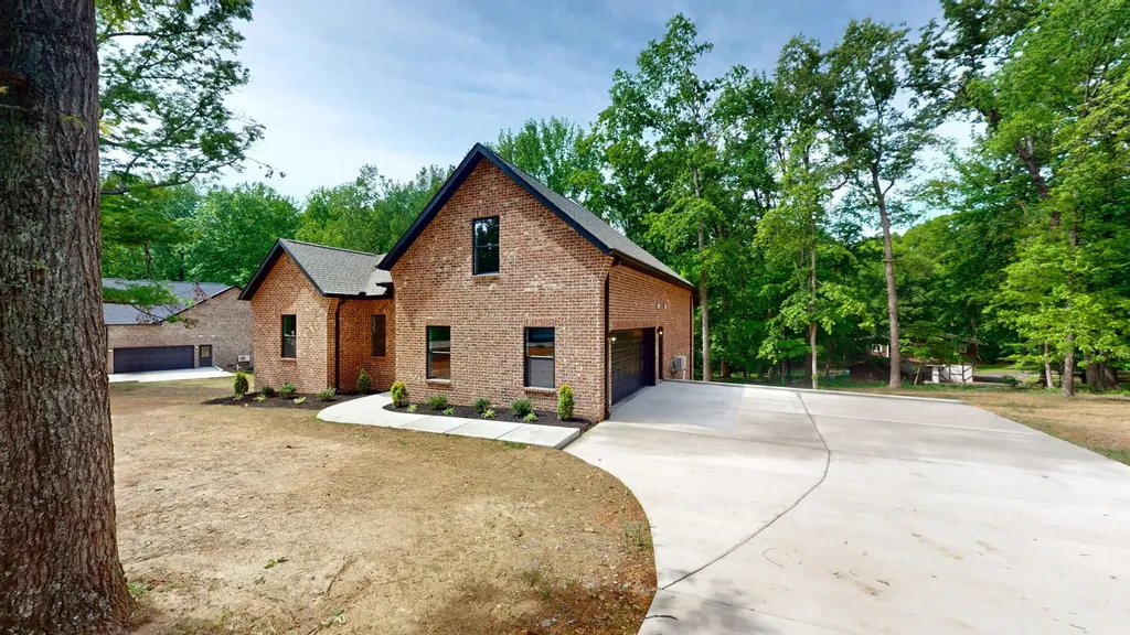 14268 Betts Road Goodlettsville TN 37072