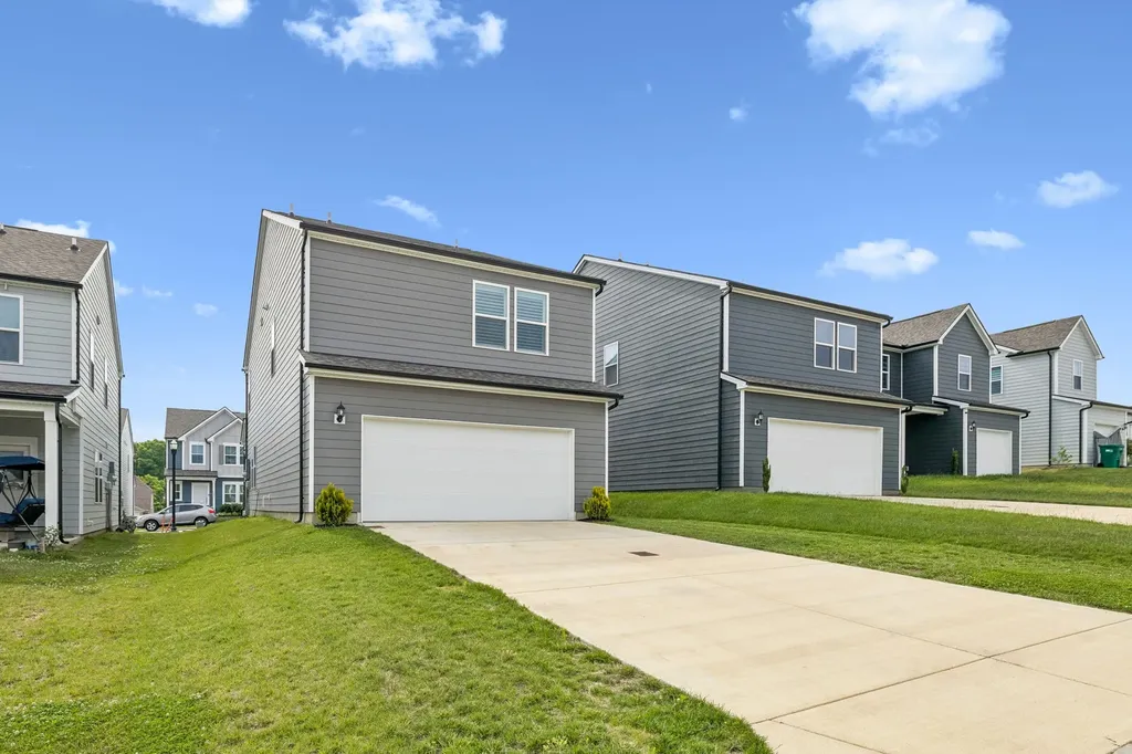 182 Oasis Drive La Vergne TN 37086