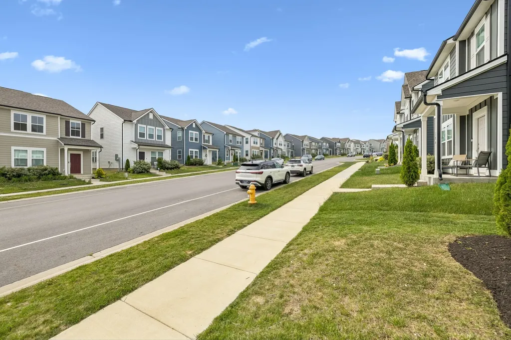 182 Oasis Drive La Vergne TN 37086