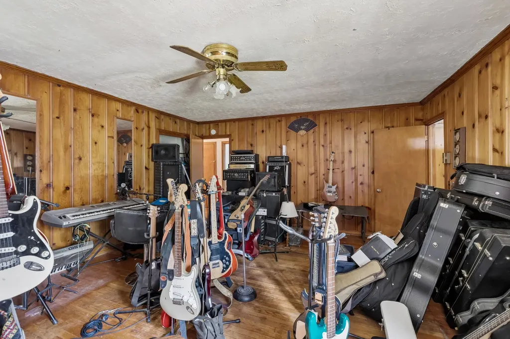 1112 Neelys Bend Road Madison TN 37115