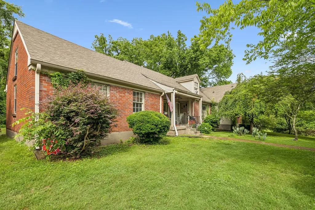 1112 Neelys Bend Road Madison TN 37115