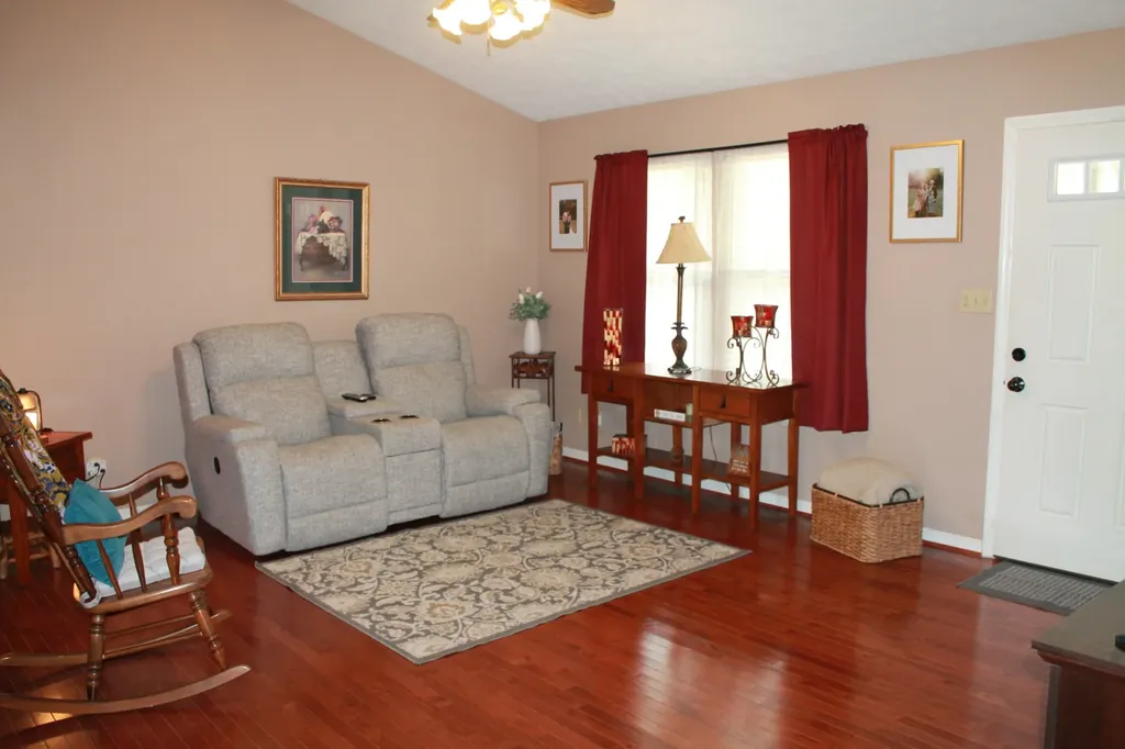 217 Westlynn Drive Lebanon TN 37087