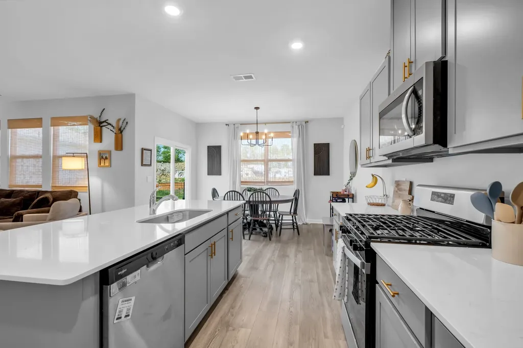 1064 Linn Cove Court Gallatin TN 37066