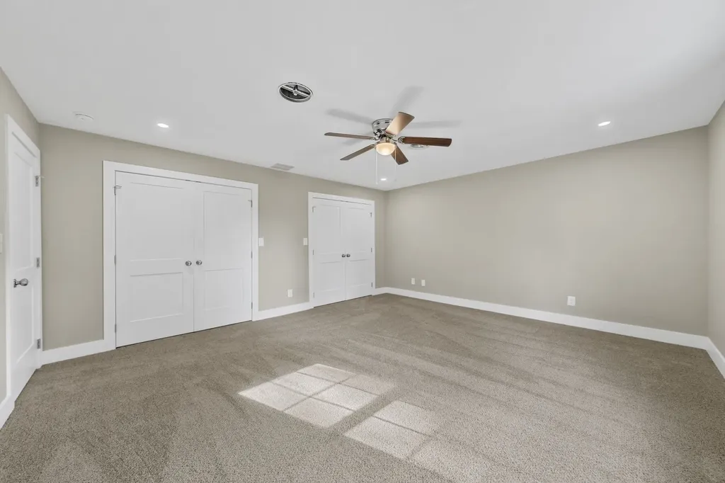 104 W Longview Drive Portland TN 37148