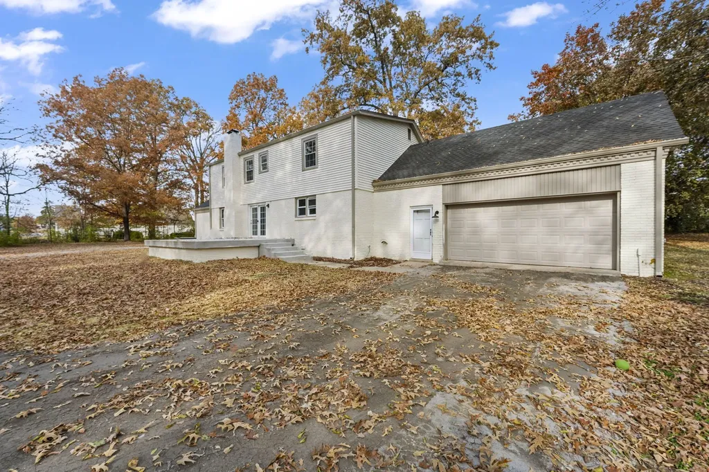 104 W Longview Drive Portland TN 37148