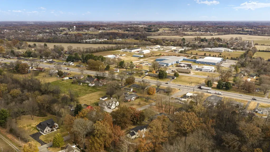 104 W Longview Drive Portland TN 37148