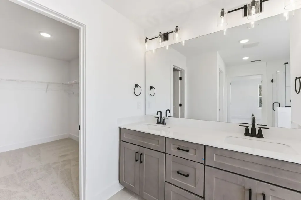 909 Watercourse Court Nashville TN 37214