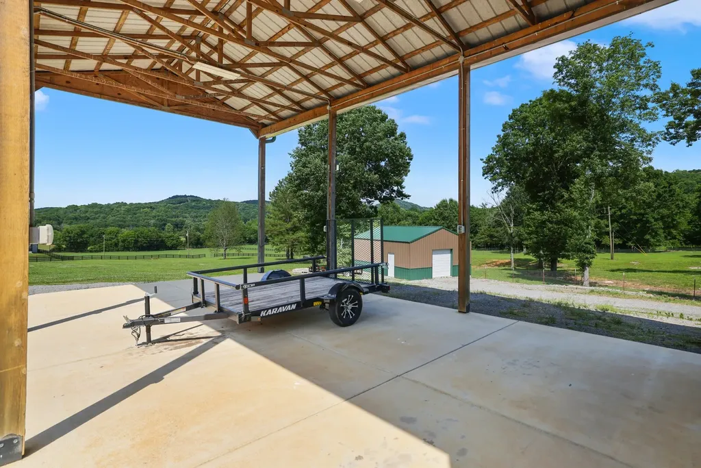 3755 Holmes Gap Road Watertown TN 37184