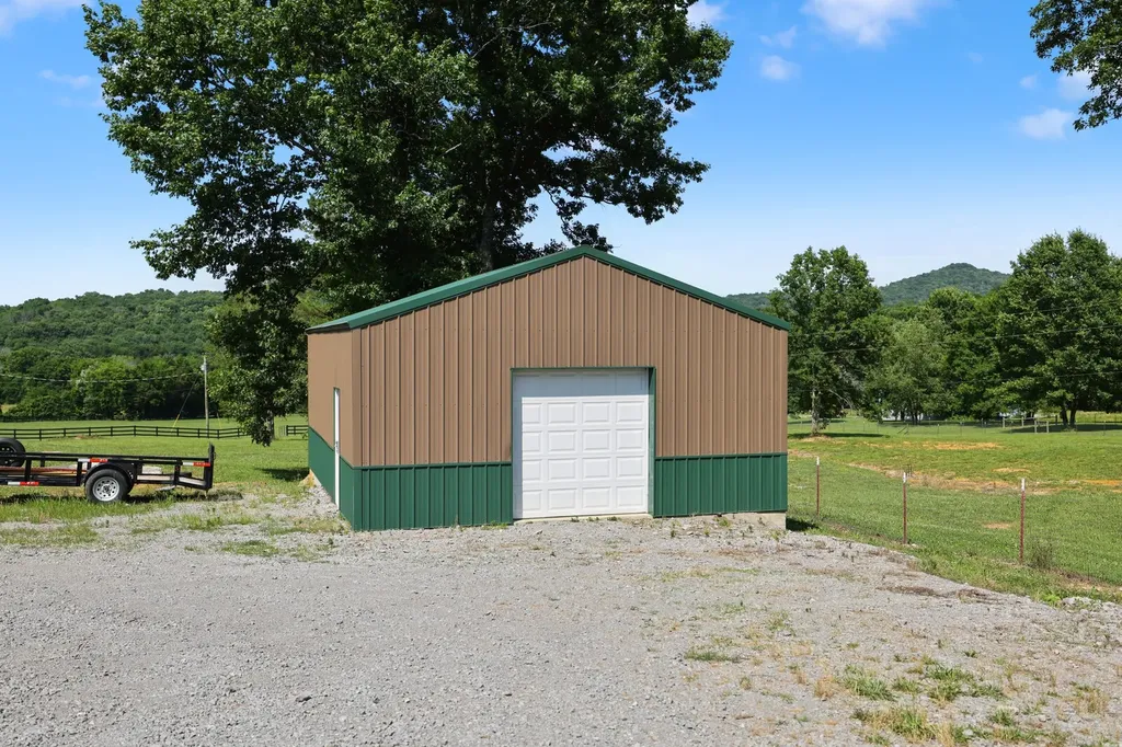 3755 Holmes Gap Road Watertown TN 37184