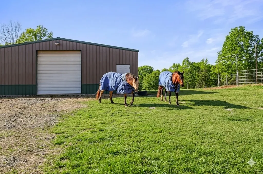 3755 Holmes Gap Road Watertown TN 37184