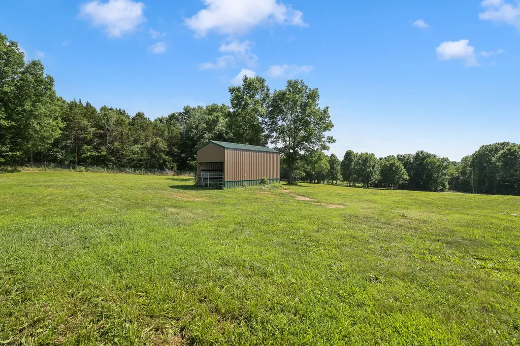 3755 Holmes Gap Road Watertown TN 37184
