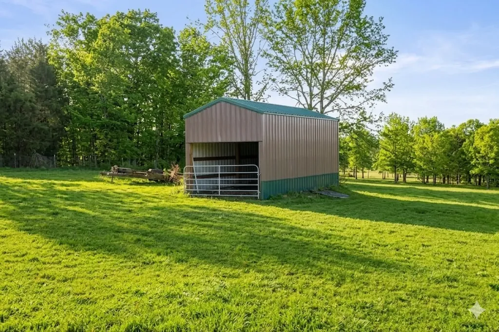 3755 Holmes Gap Road Watertown TN 37184