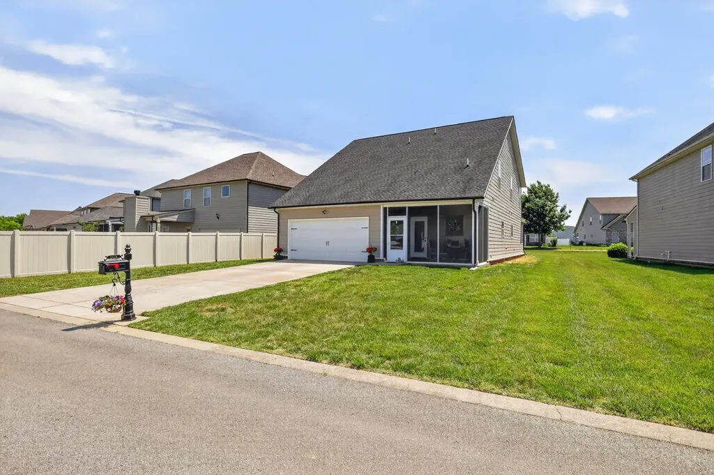 2816 Cason Lane Murfreesboro TN 37128