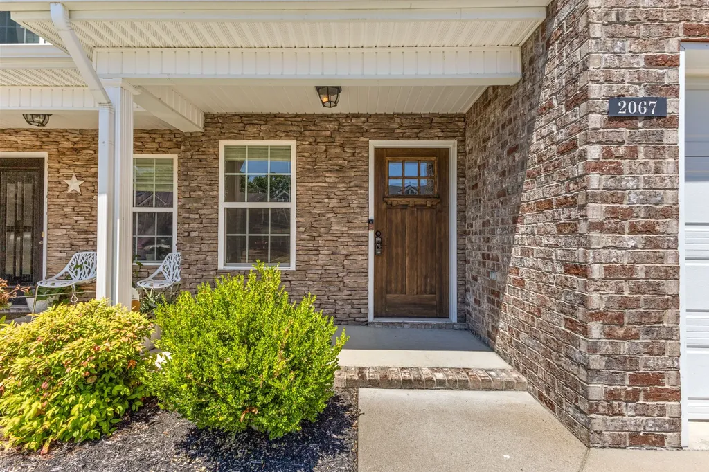 2067 Downstream Drive Ashland City TN 37015