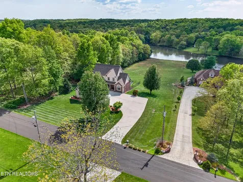 321 Magnolia Lane Crossville TN 38555