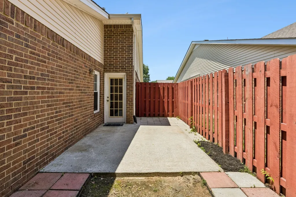 406 Forest Glen Circle Murfreesboro TN 37128